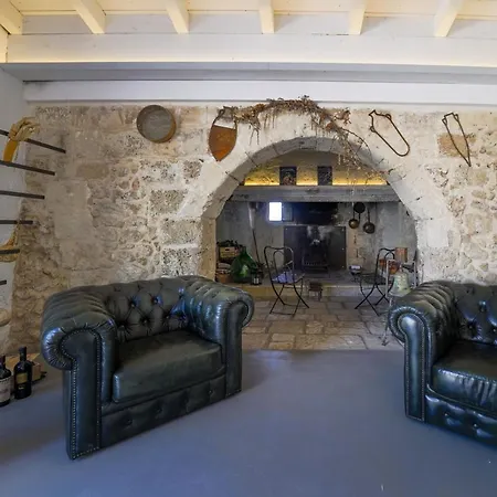 Masseria Tenute Emera By Raro