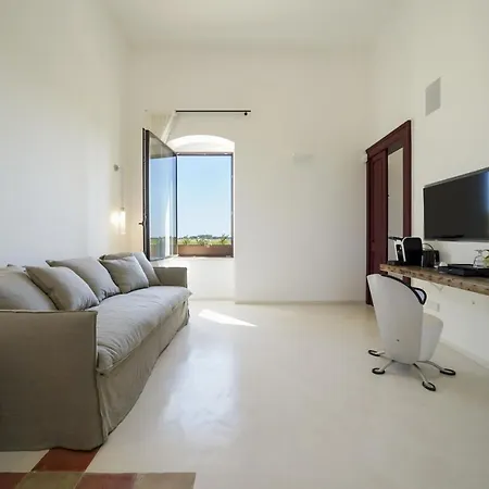Masseria Tenute Emera By Raro