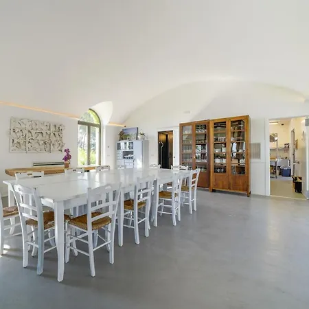 Masseria Tenute Emera By Raro 利扎诺